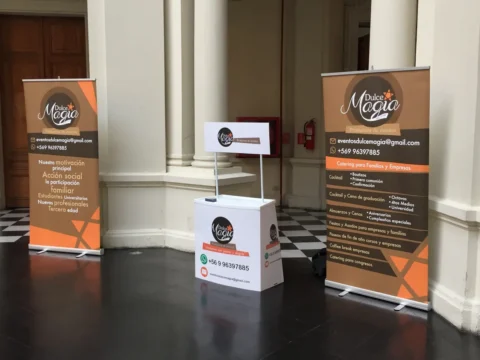 Stand de Dulce Magia montado en un congreso